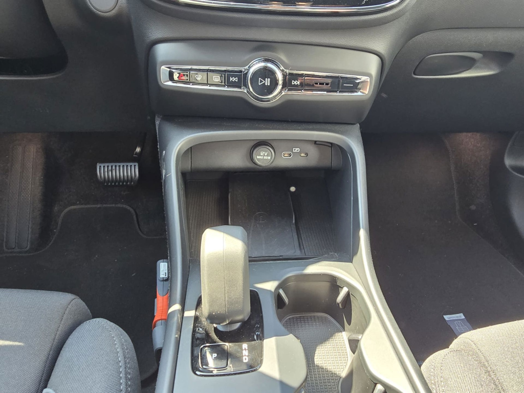 Volvo Ex40