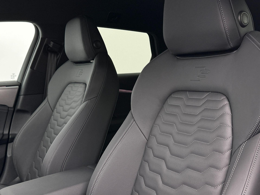 Audi A6 Avant E-tron