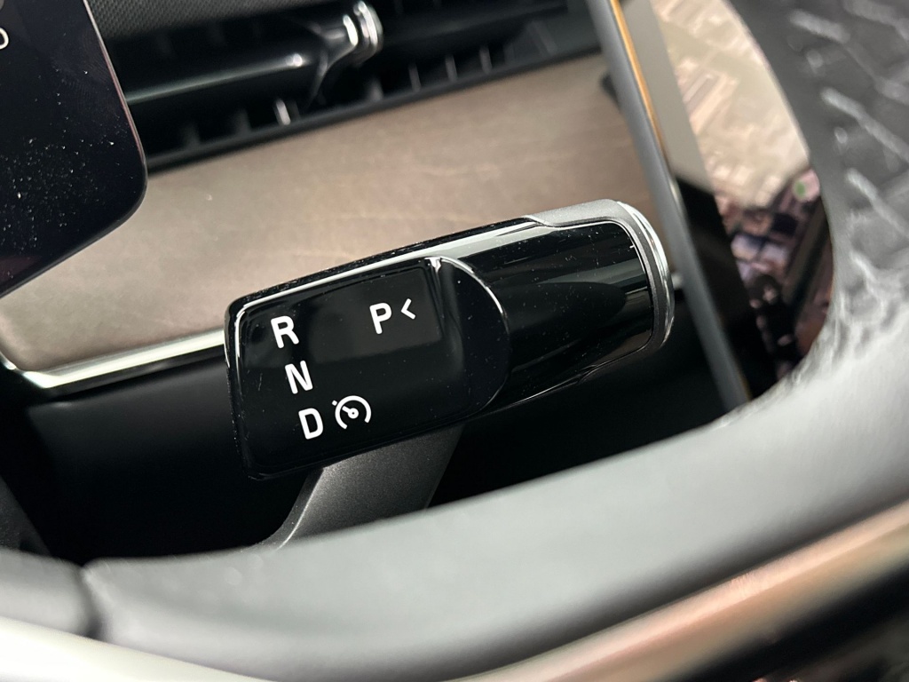 Volvo Es90
