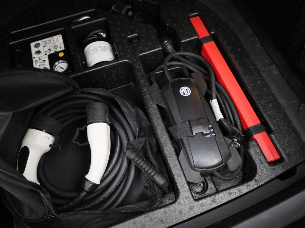 MG Zs Ev