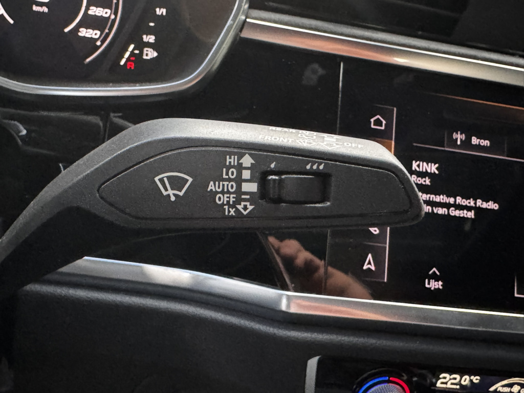 Audi Rsq3