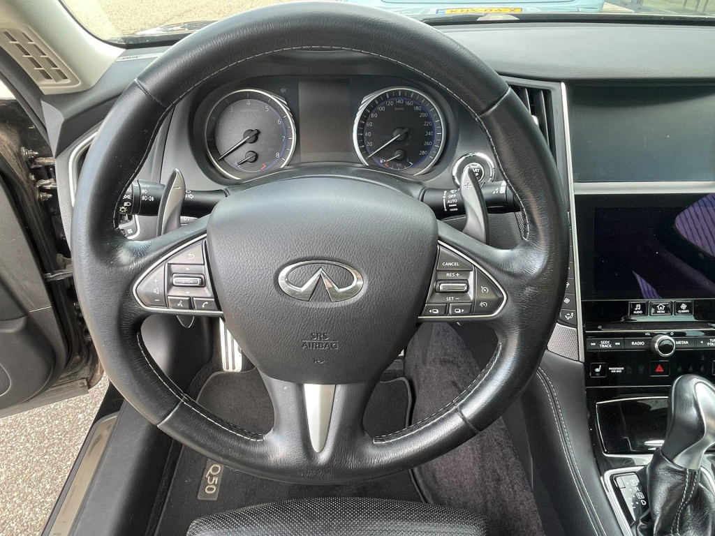 Infiniti Q50