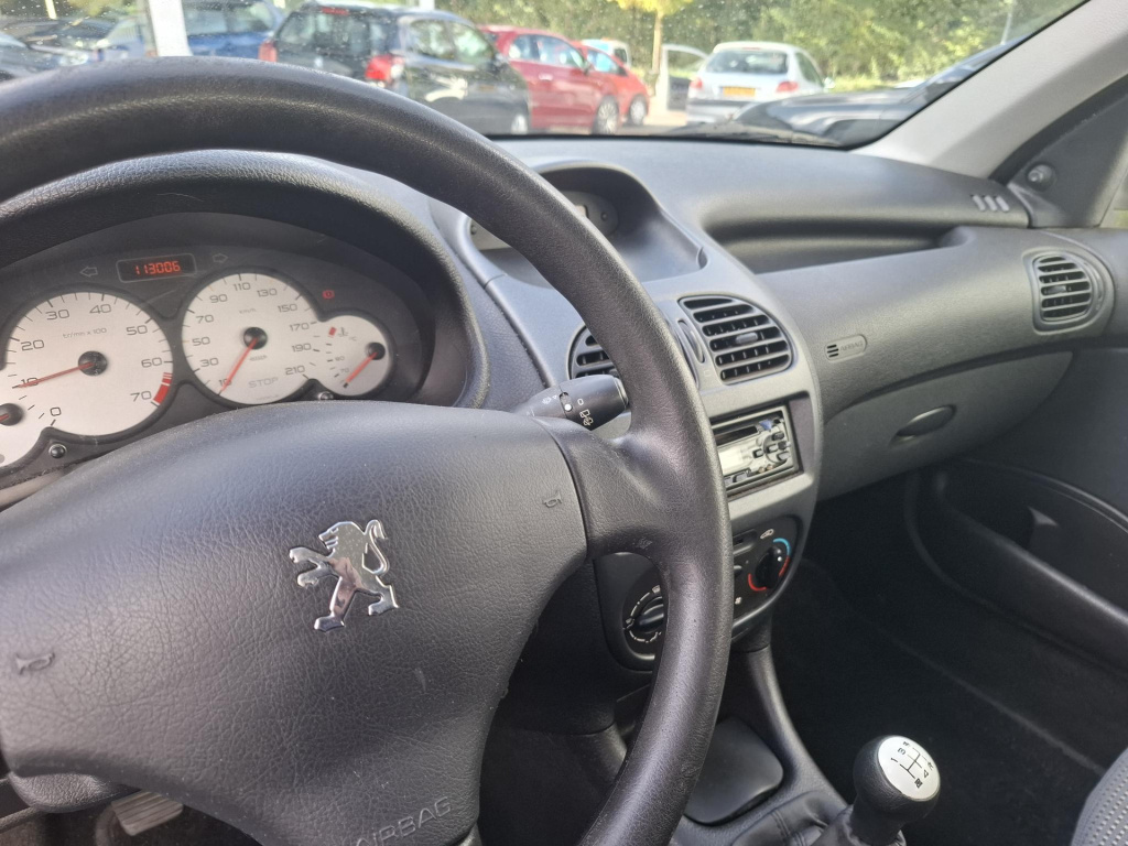 Peugeot 206