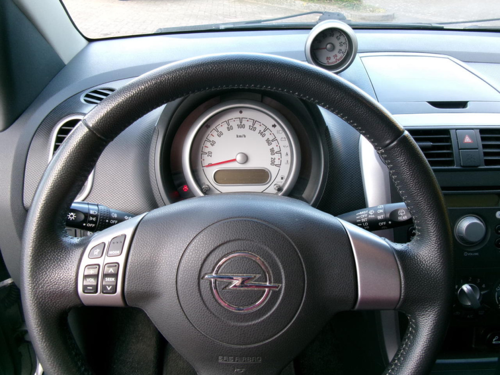 Opel Agila