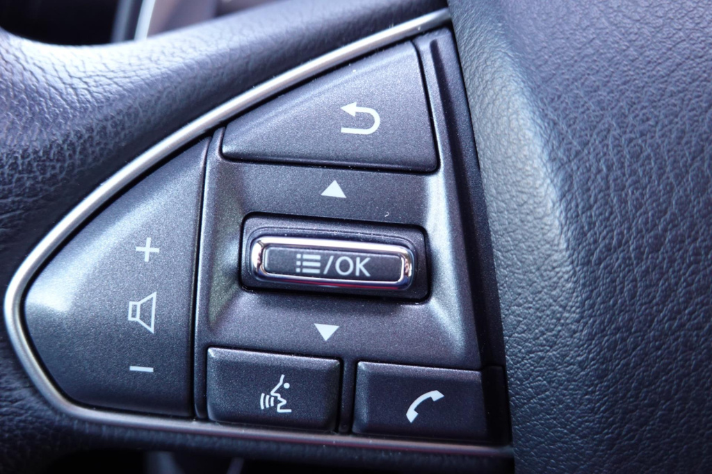 Infiniti Q