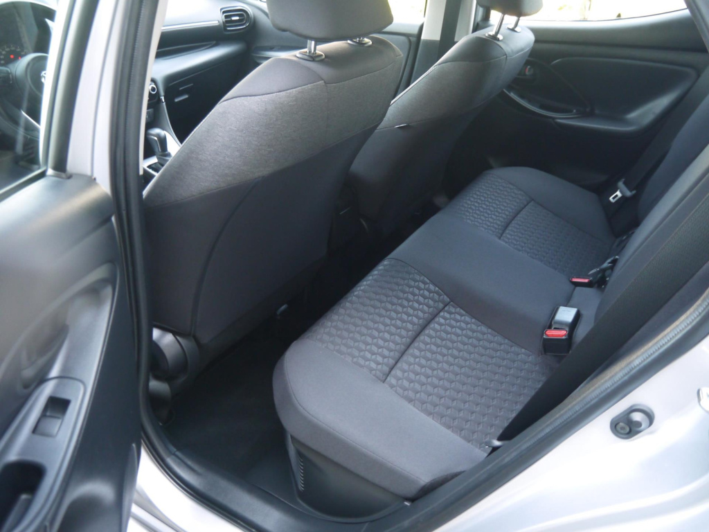 Mazda 2 Hybrid