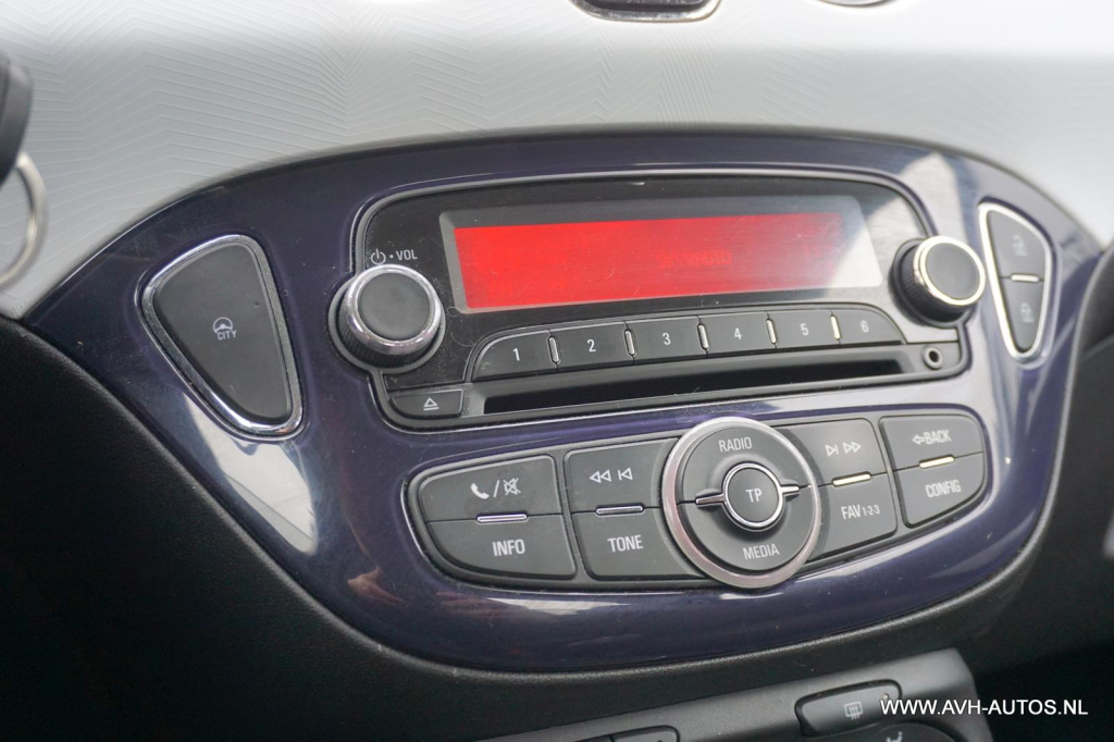 Opel Adam