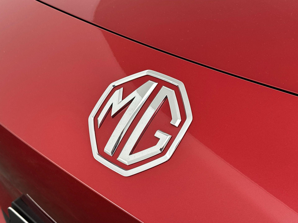 MG 5