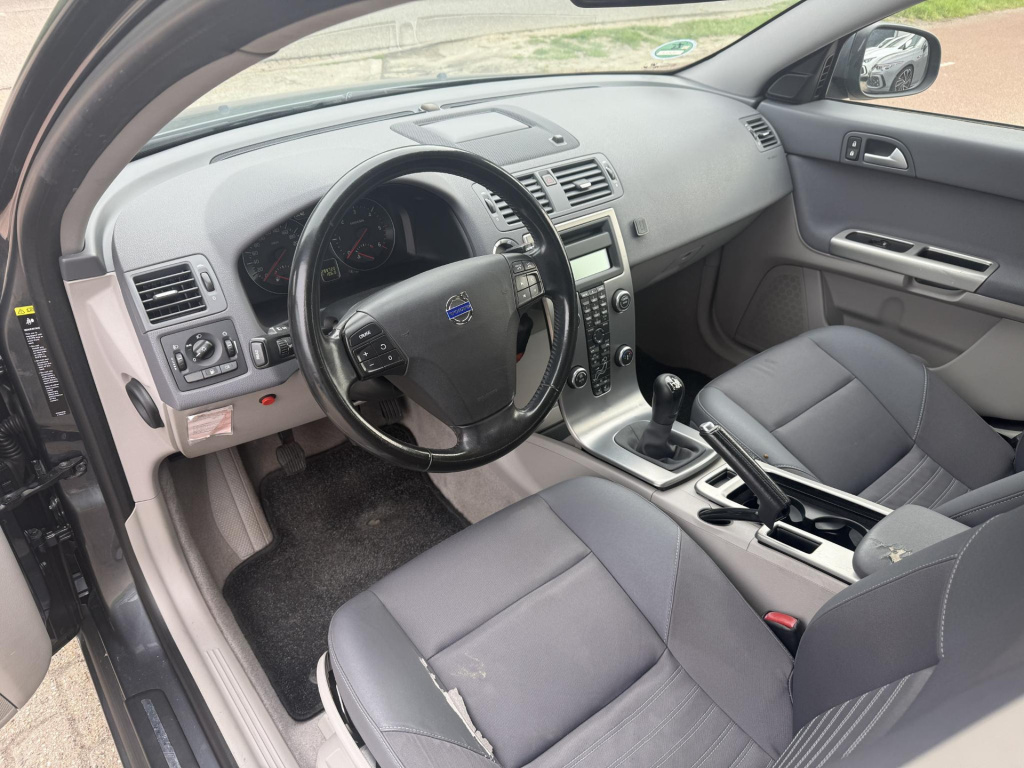Volvo S40