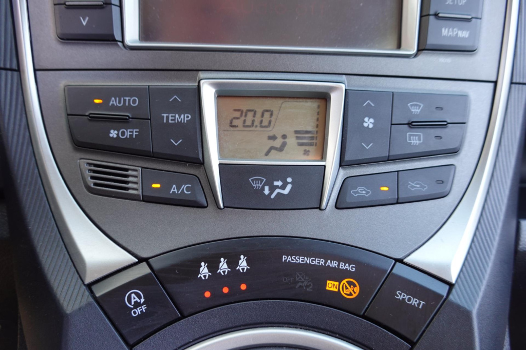 Toyota Verso-s
