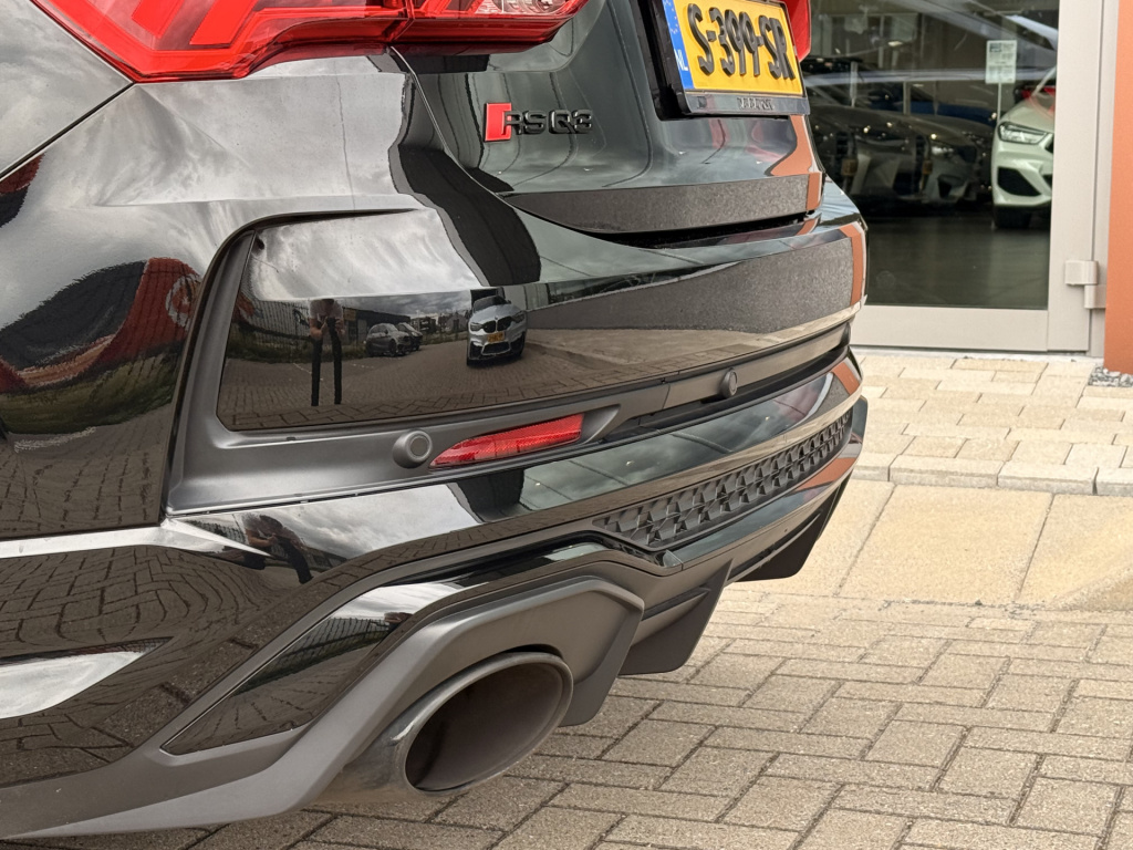Audi Rsq3