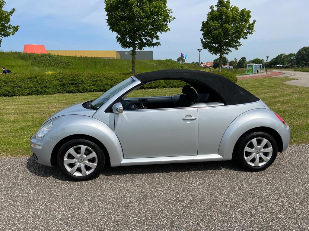 Volkswagen New Beetle