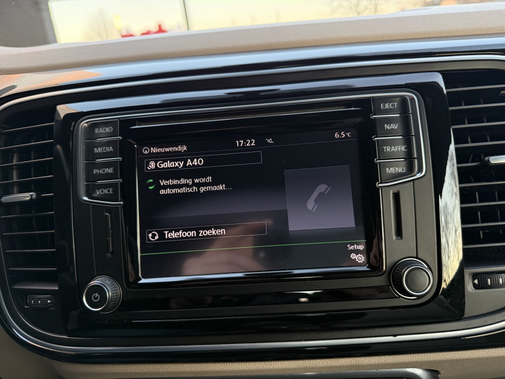 Volkswagen New Beetle