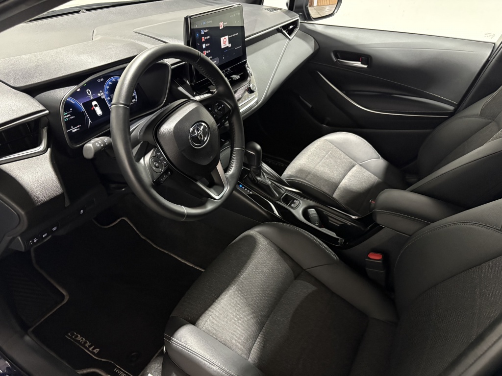 Toyota Corolla Touring Sports