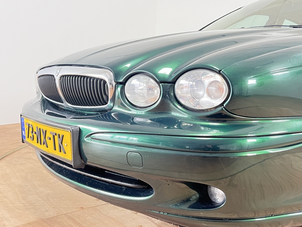 Jaguar X-type