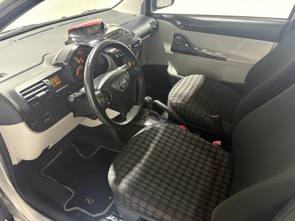 Toyota Iq