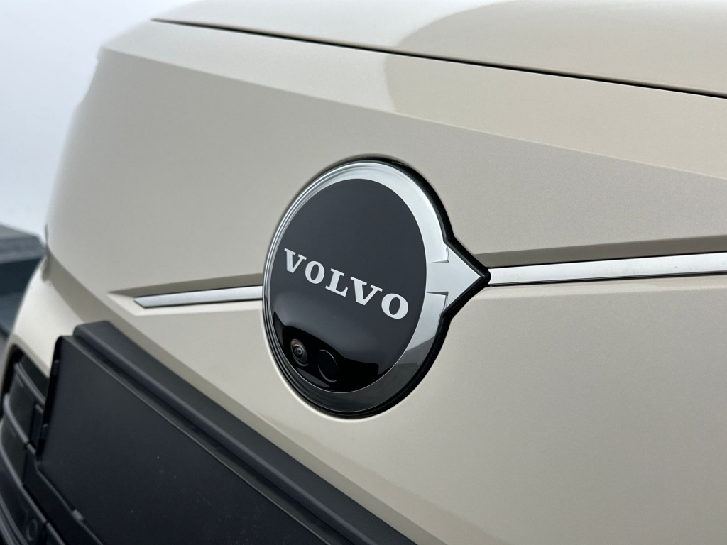 Volvo Es90