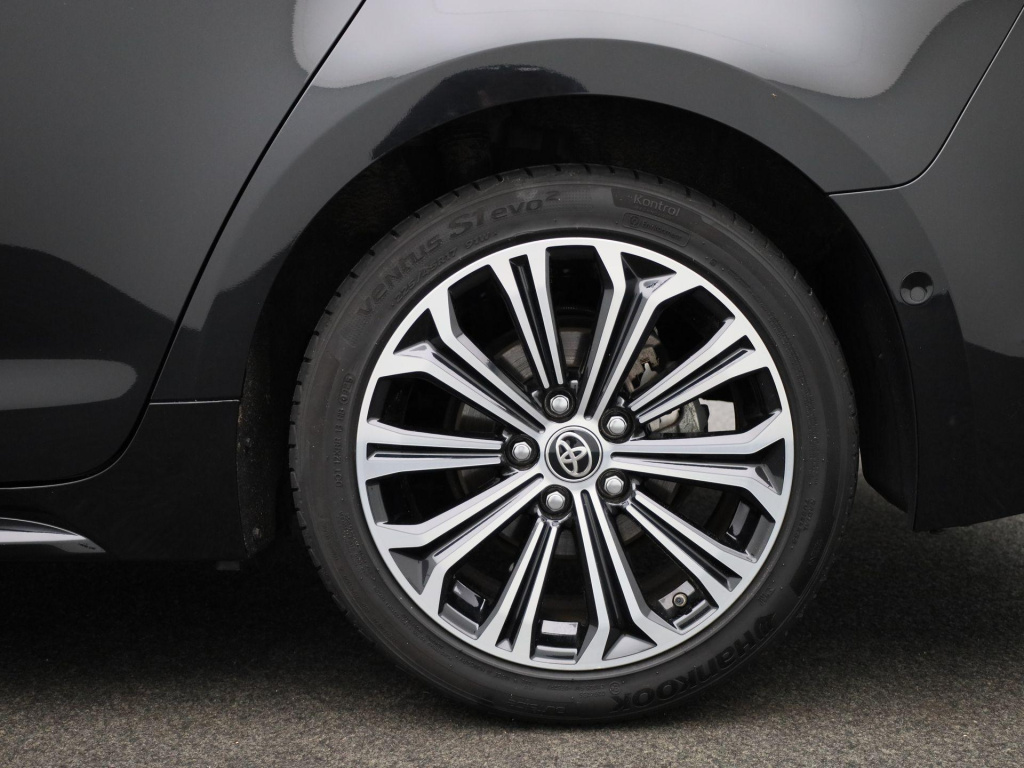 Toyota Corolla Touring Sports