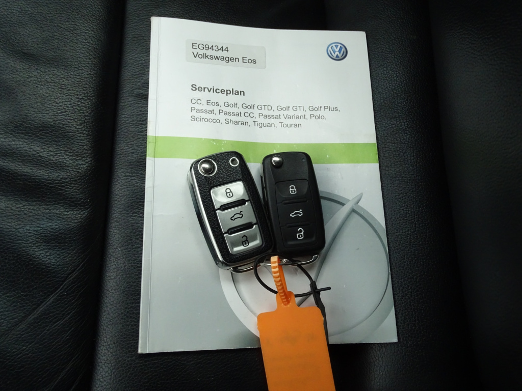 Volkswagen Eos