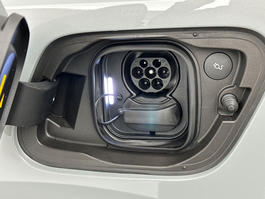 Volvo Ex40