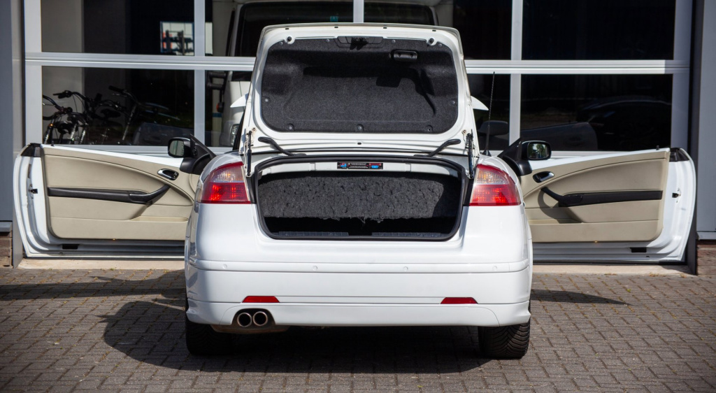 Saab 9-3
