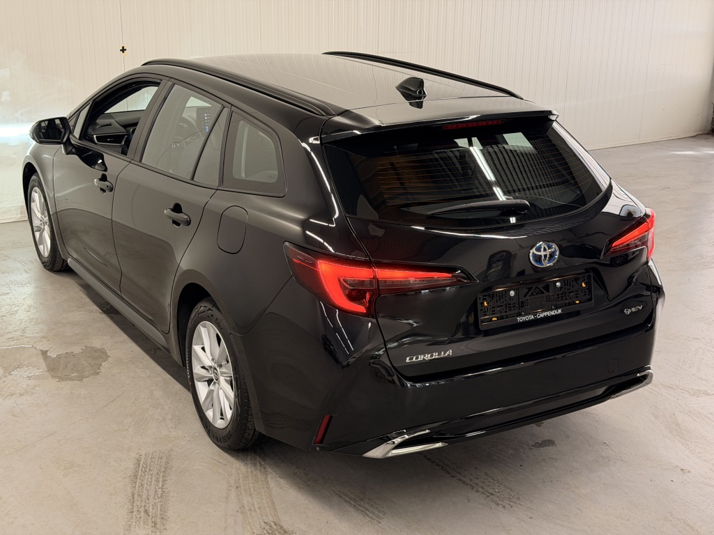 Toyota Corolla Touring Sports