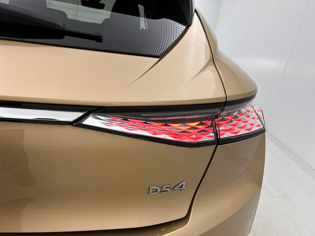 Ds Ds 4