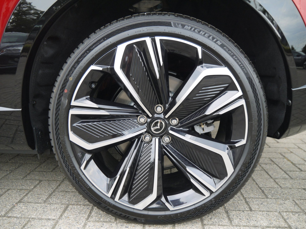 Mazda Cx-6e