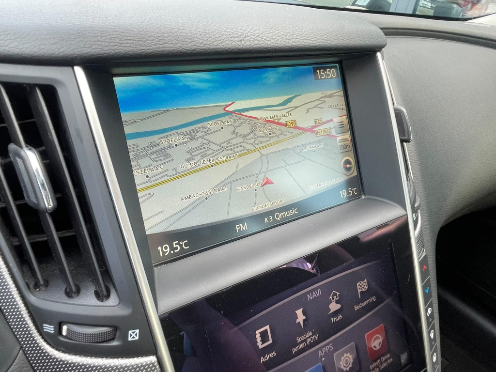 Infiniti Q50