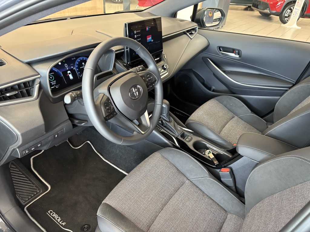 Toyota Corolla Touring Sports