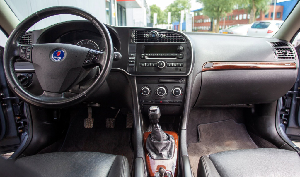 Saab 9-3