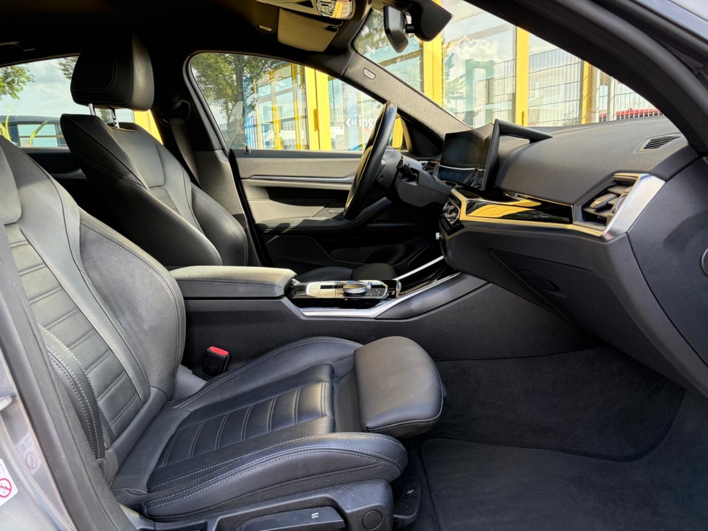 BMW I4