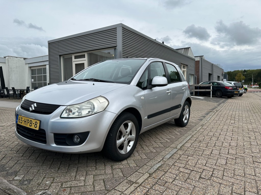 Suzuki Sx4