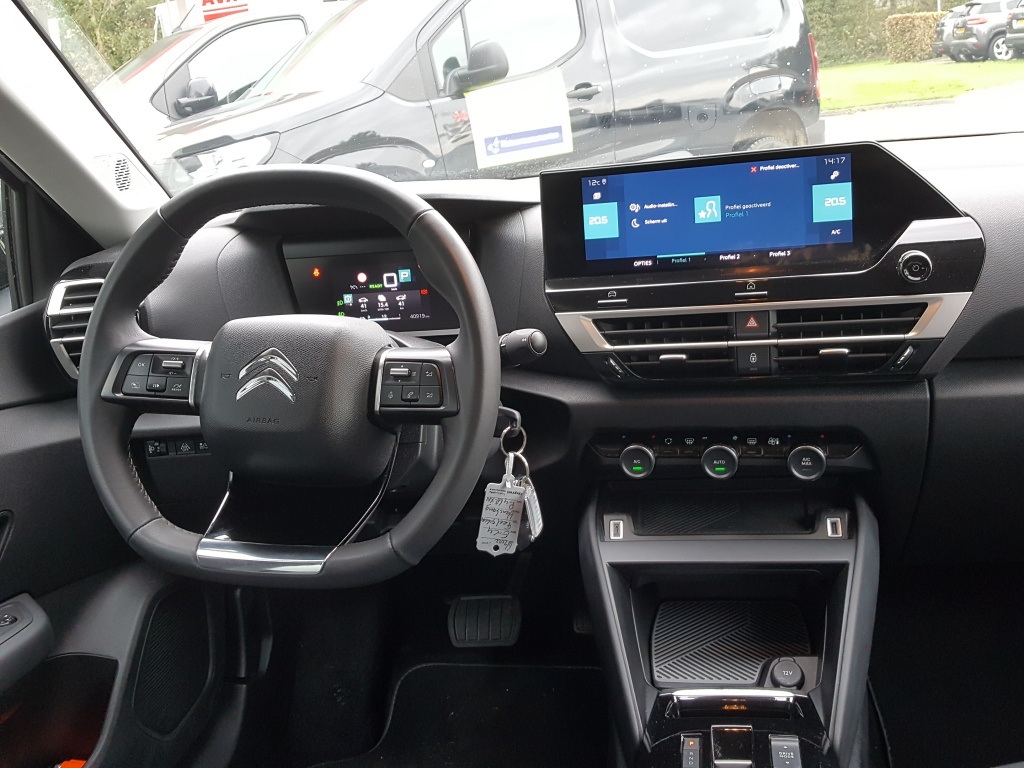 Citroen Ë-c4