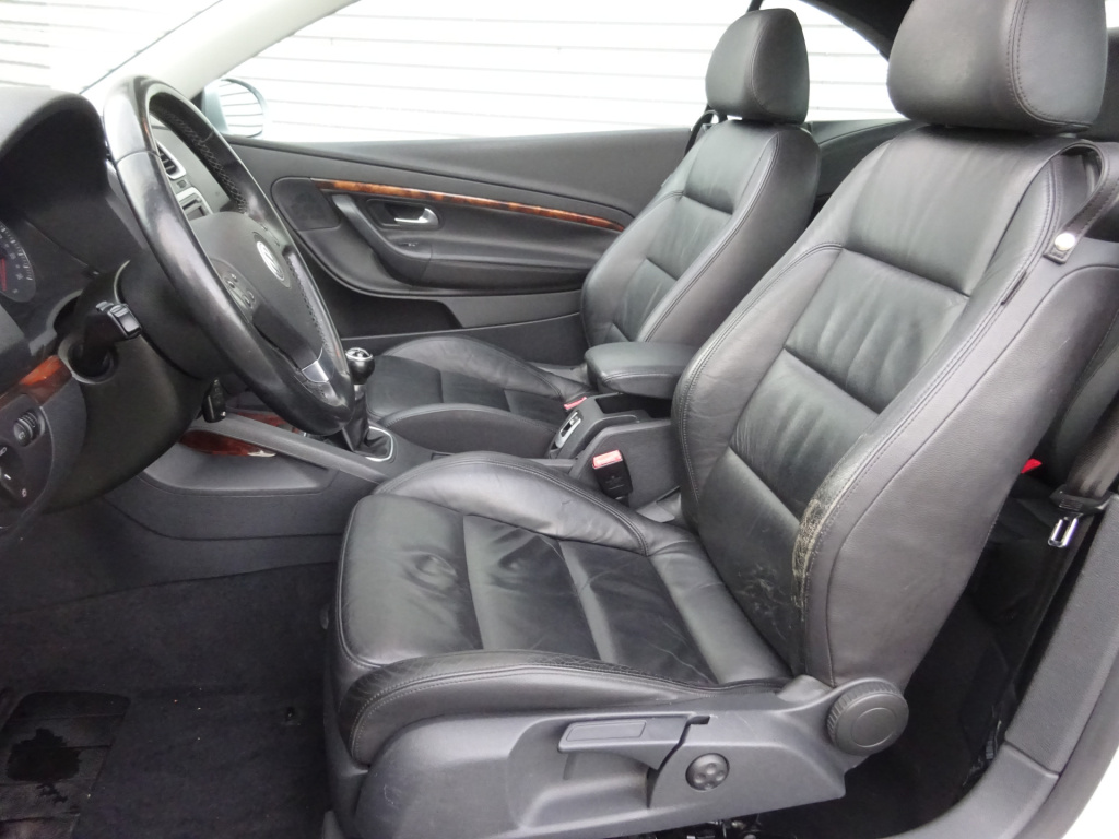 Volkswagen Eos