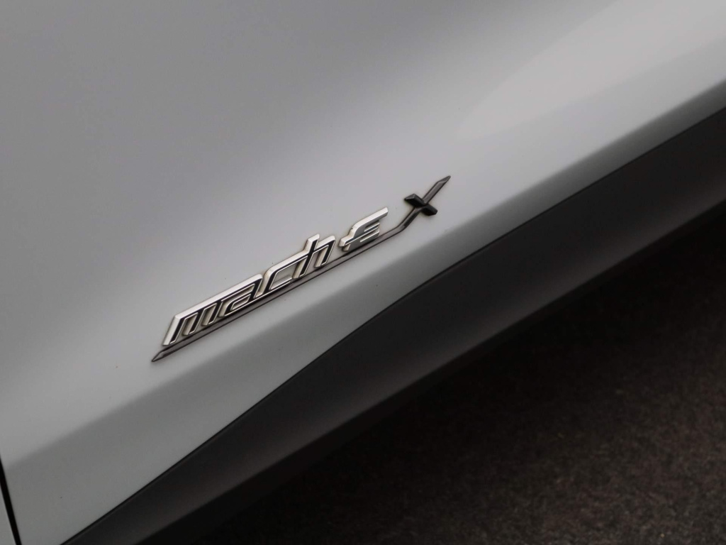Ford Mustang Mach-e