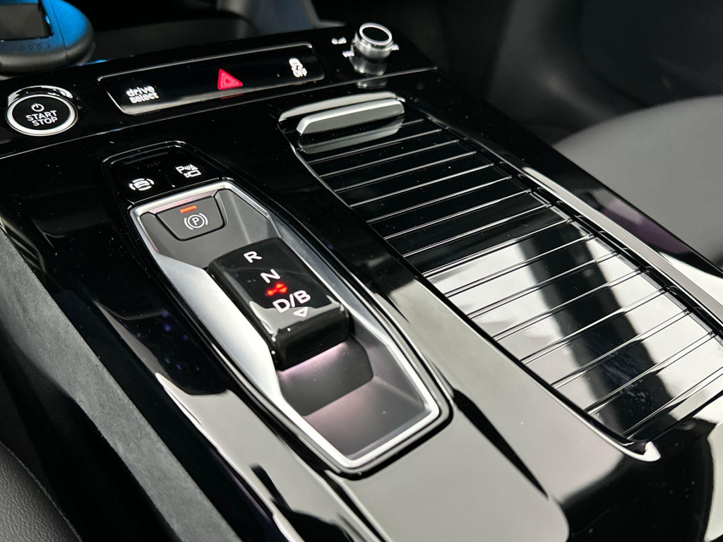 Audi A6 Avant E-tron