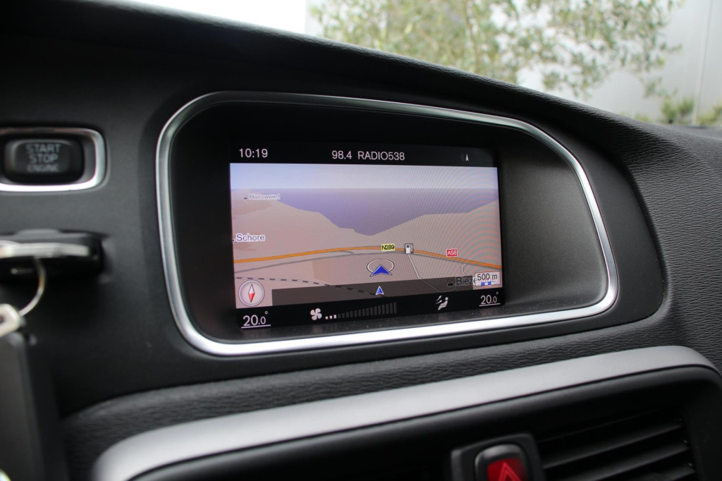 Volvo V40