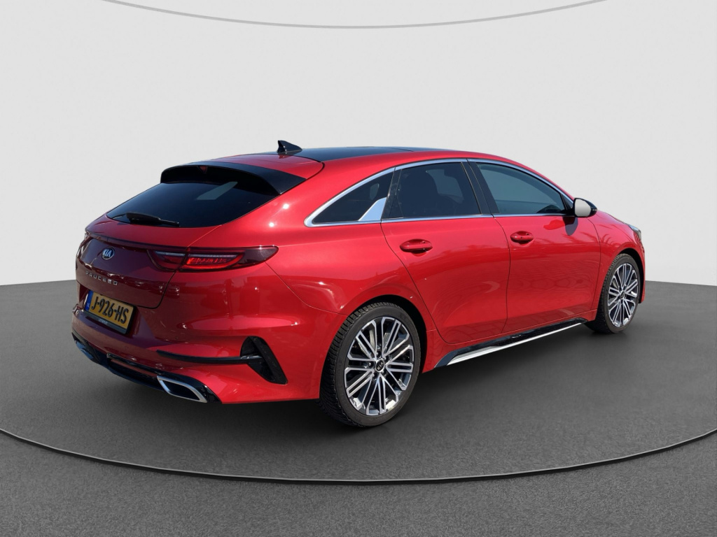 Kia Proceed