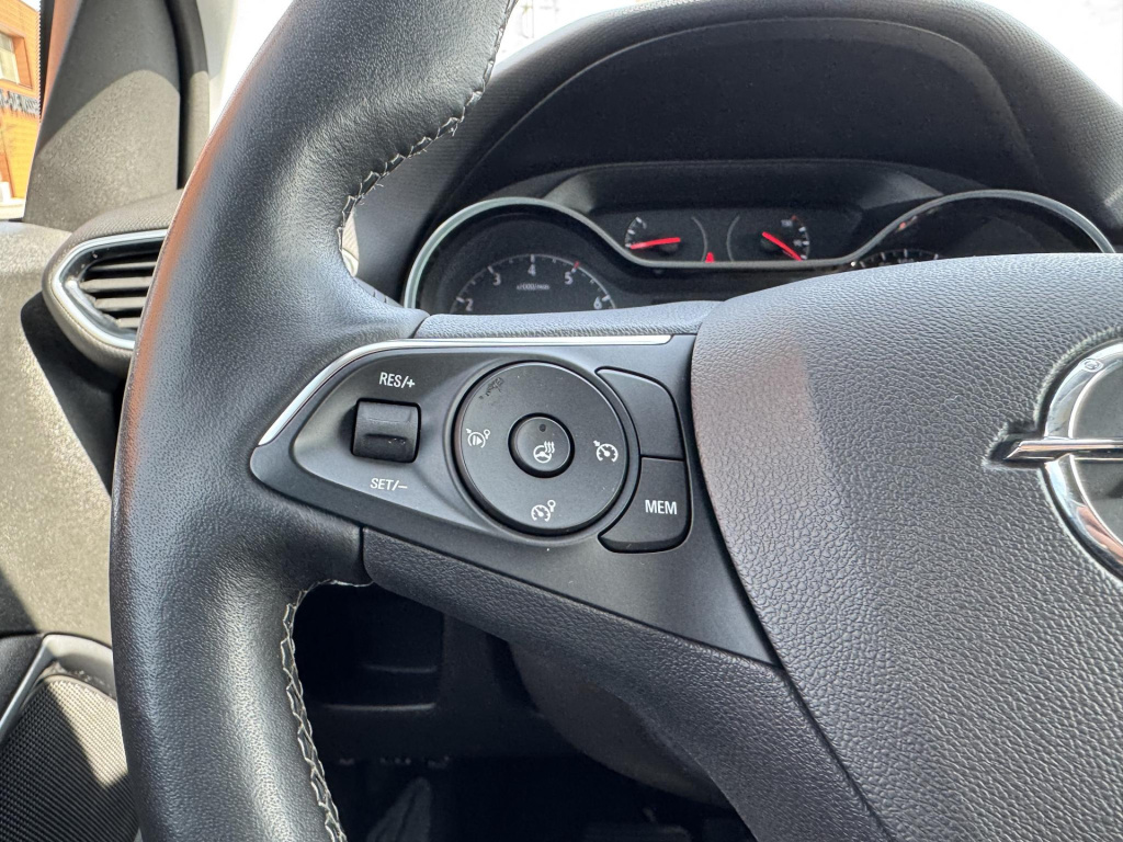 Opel Crossland X