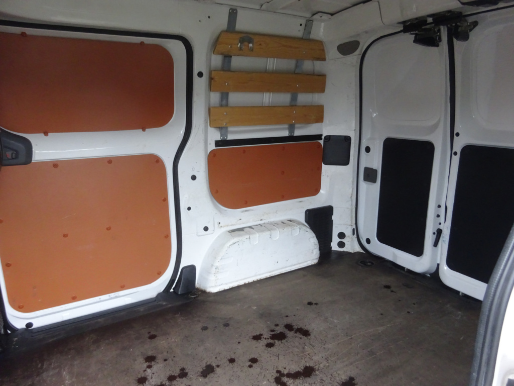 Nissan Nv200