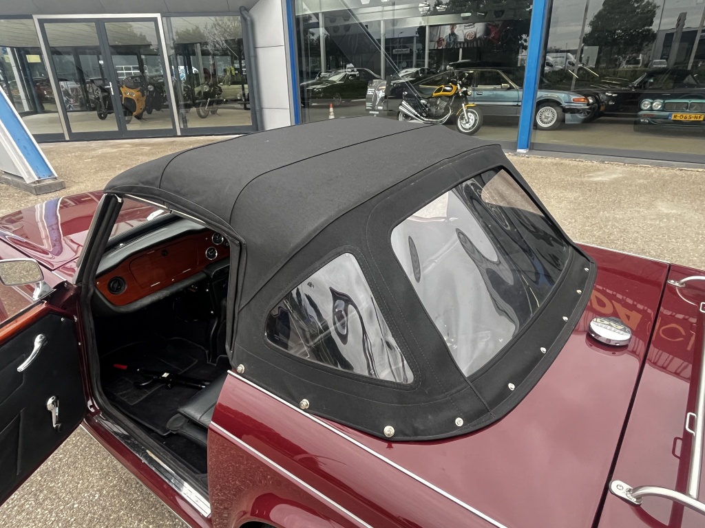 Triumph TR6