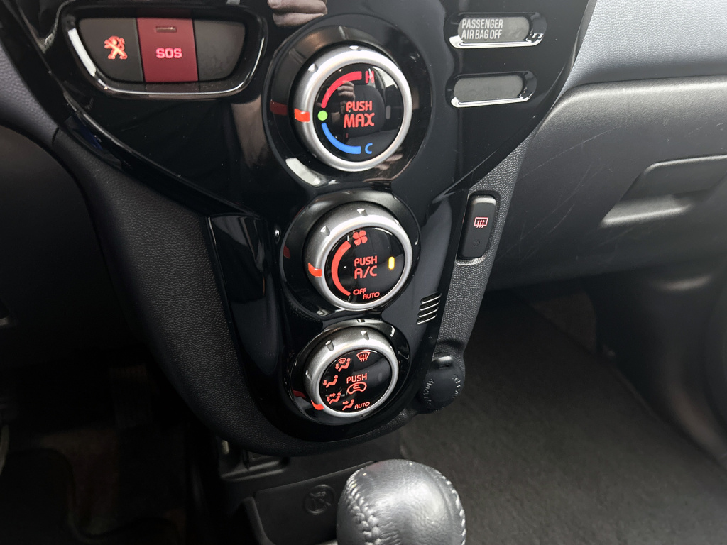 Peugeot Ion