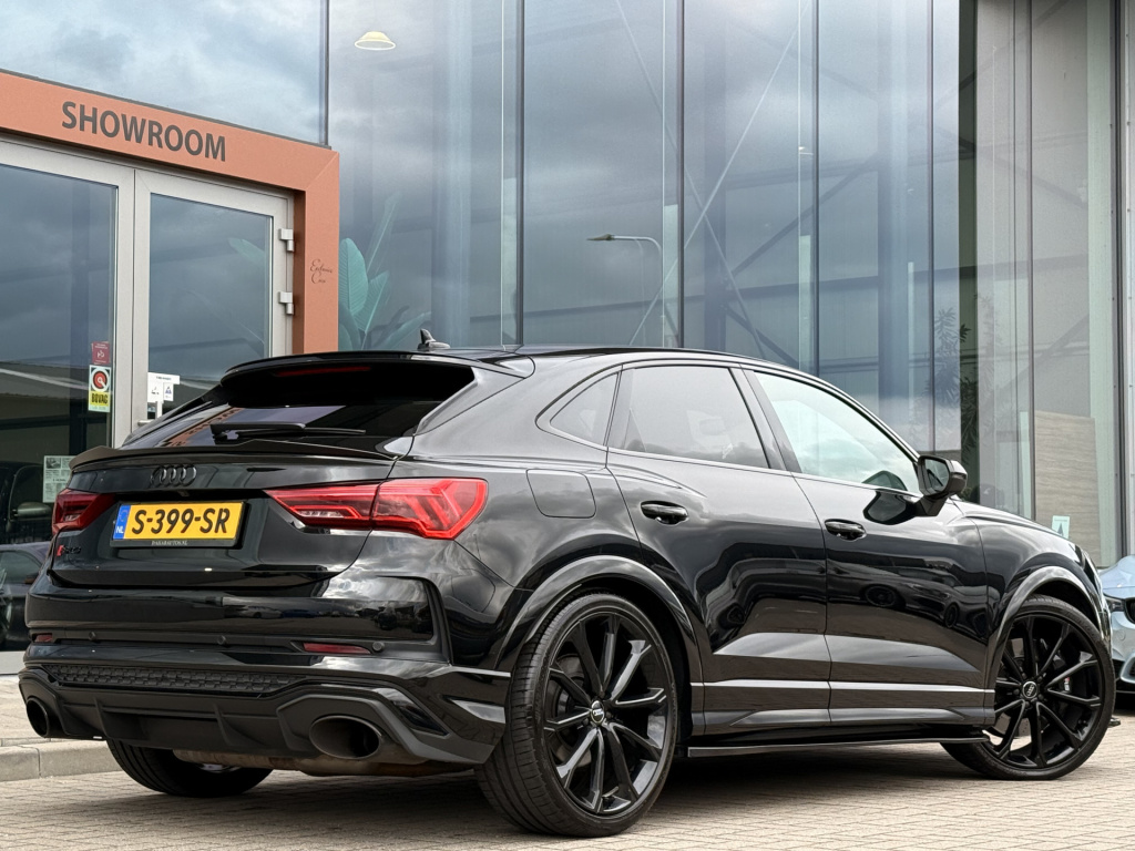Audi Rsq3