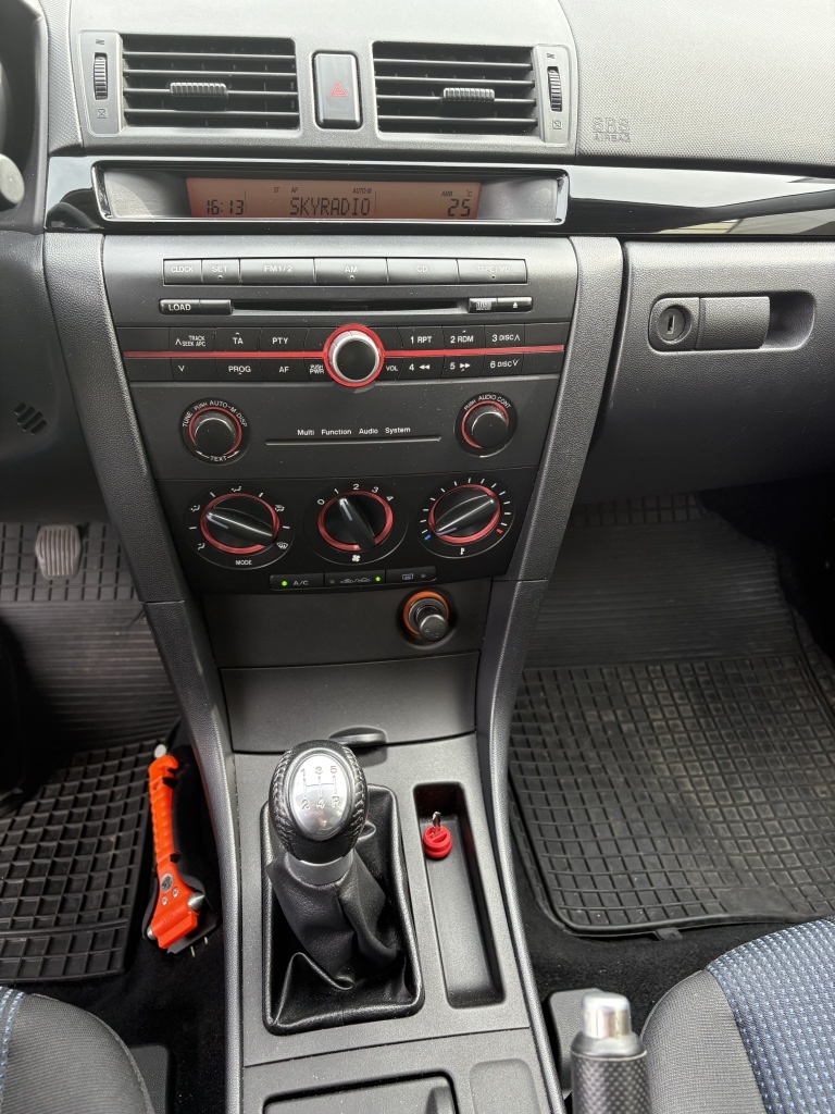 Mazda 3