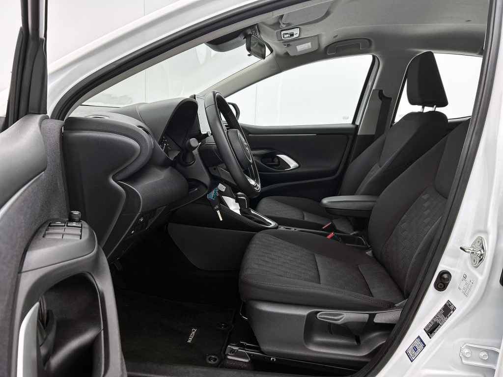 Mazda 2 Hybrid