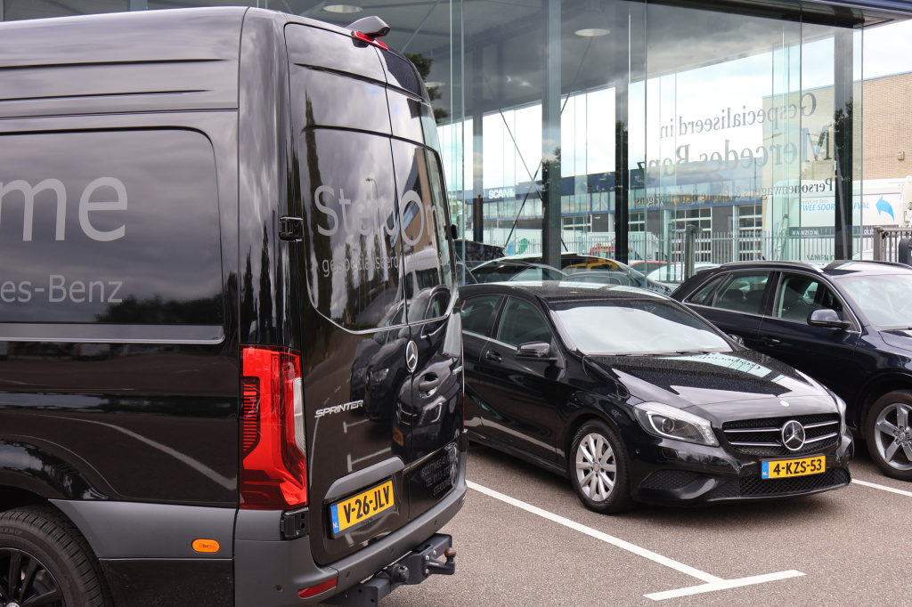 Mercedes-Benz Sprinter