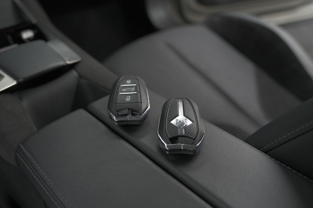Ds Ds 4