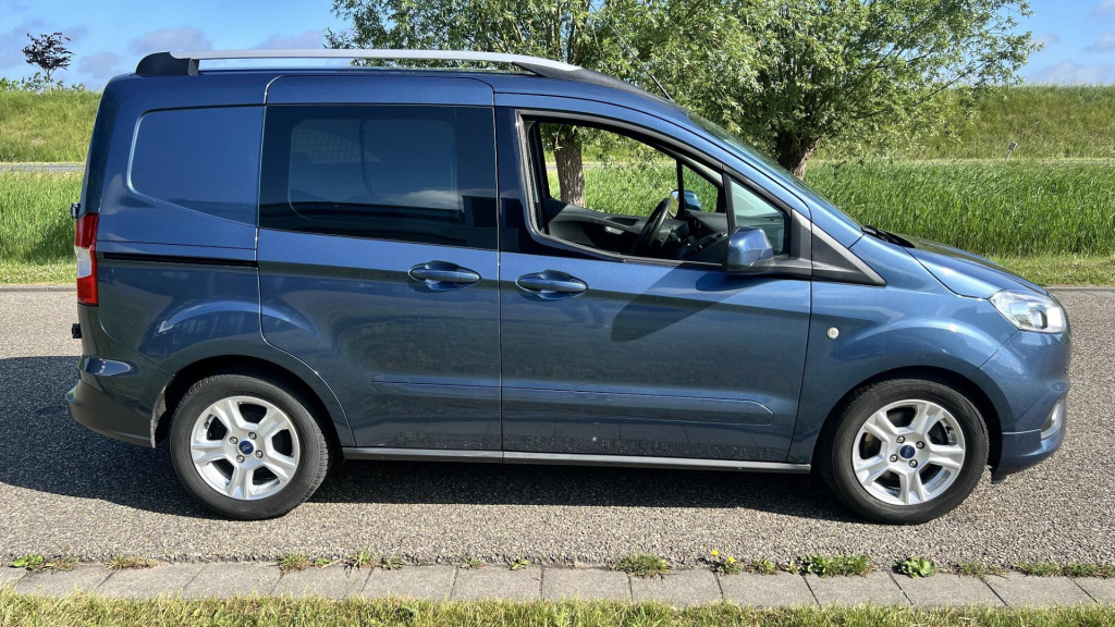 Ford Transit Courier