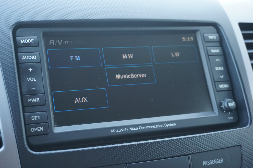 Mitsubishi Outlander